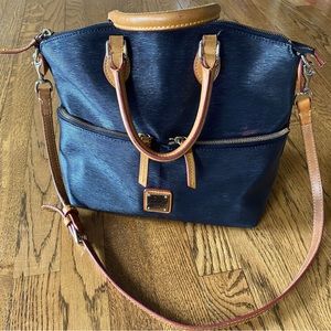 Dooney & Bourke vegan leather bag